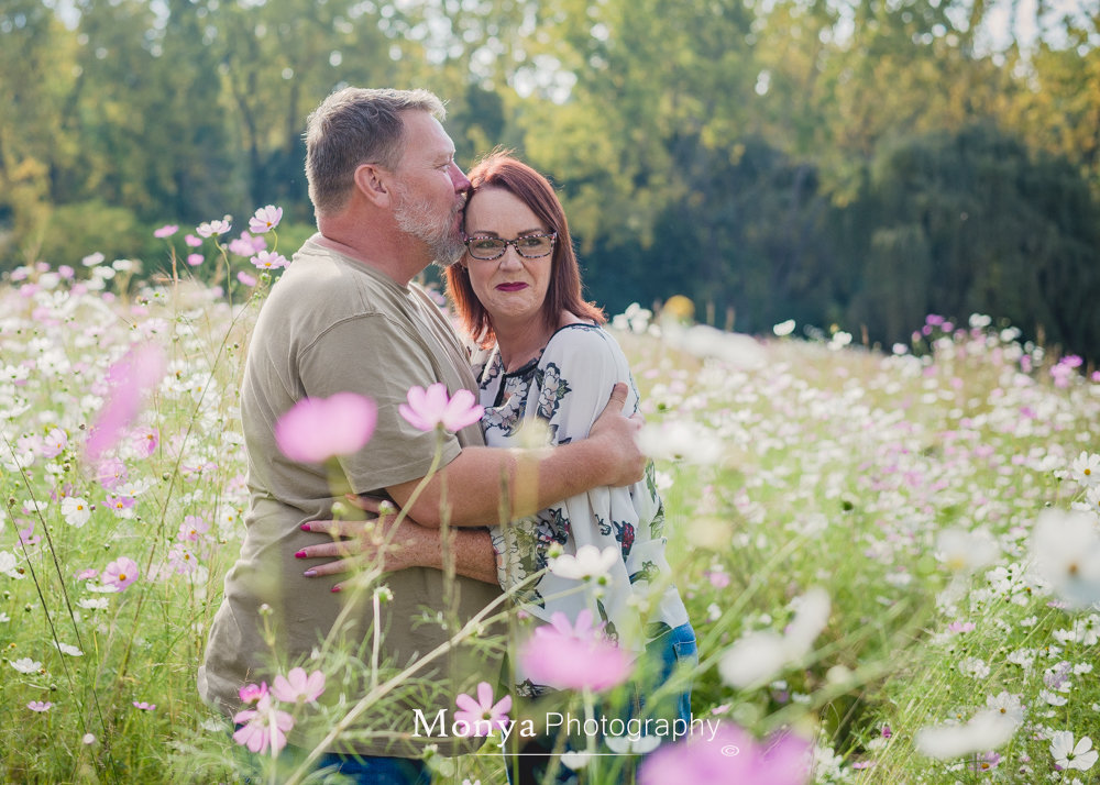 family photos shoot outdoors
