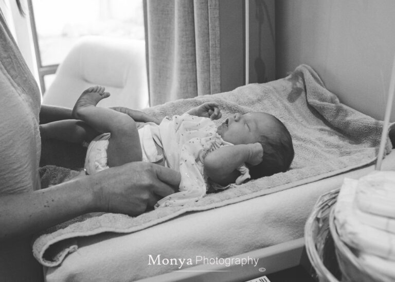 baby photo in hospital fresh 48 hours