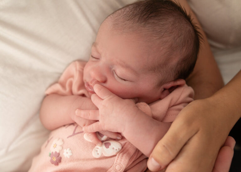 baby photo in hospital fresh 48 hours