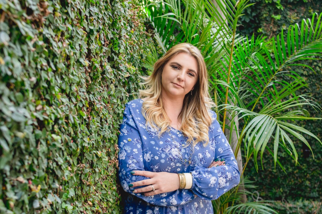 PERSONAL BRANDING & PRODUCTS