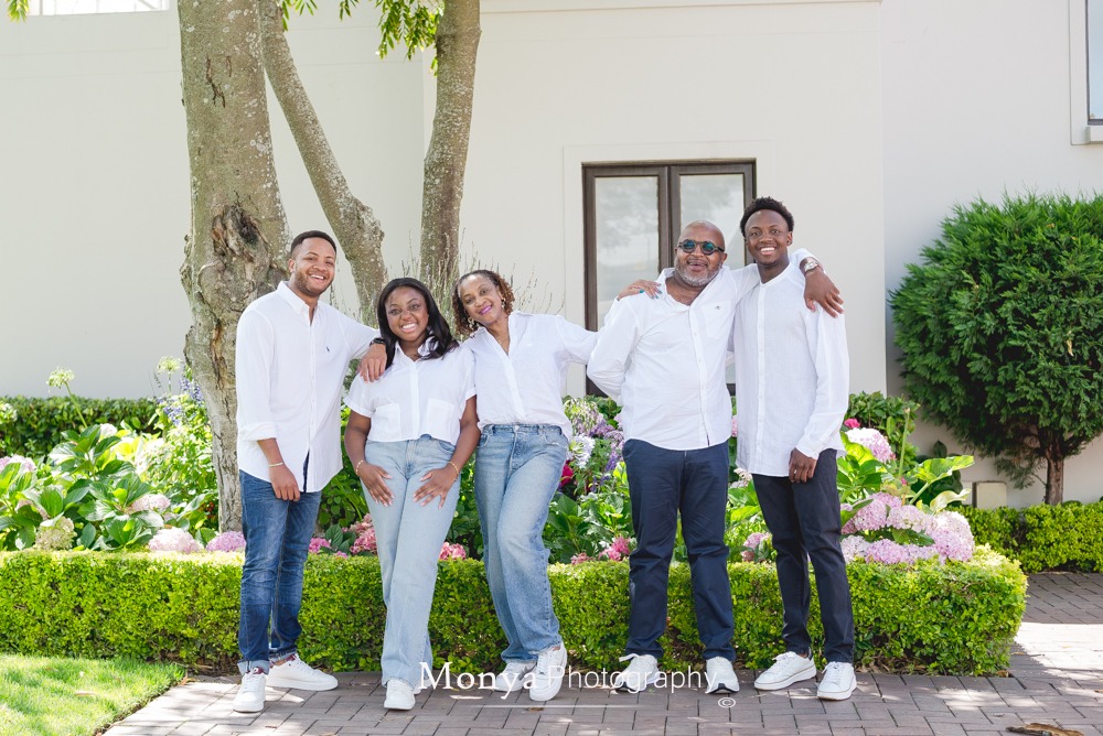 Natural family photos at home