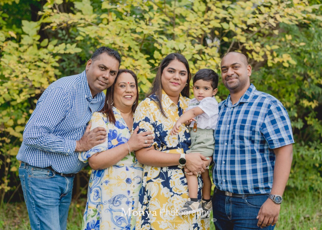 Natural family photos at Delta Park